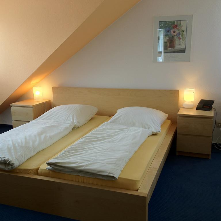 Apartmenthaus Somborn Bochum Zimmer foto